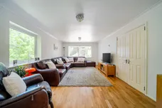 Wey Lodge Close, Liphook, GU30 photo 4