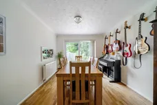 Wey Lodge Close, Liphook, GU30 photo 6
