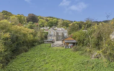 Middlewood, Cornwall - 1 acre in all