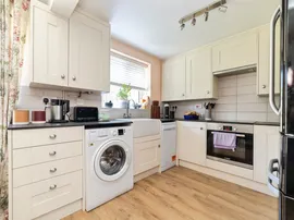 Moorymead Close, Watton At Stone, Hertford thumb 3