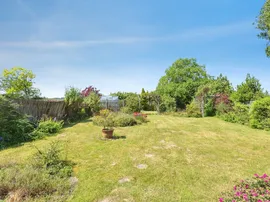 Buckenham Road, Attleborough thumb 3