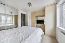Cunard Crescent, London