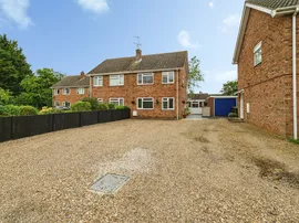 Pilgrims Way, Harleston photo