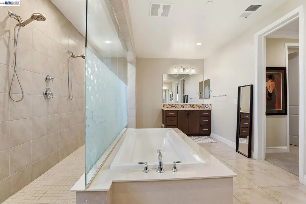 7151 Atlas Peak Dr, Dublin, CA 94568