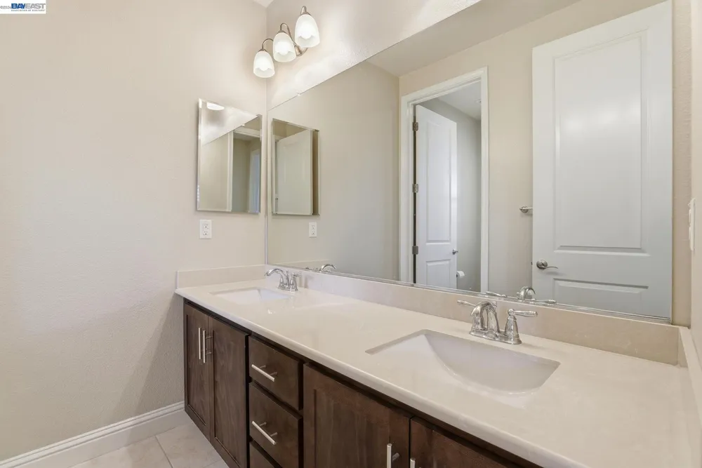 7151 Atlas Peak Dr, Dublin, CA 94568