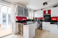 Danesfield Close, Walton-On-Thames, KT12 photo 2