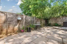 Danesfield Close, Walton-On-Thames, KT12 photo 13