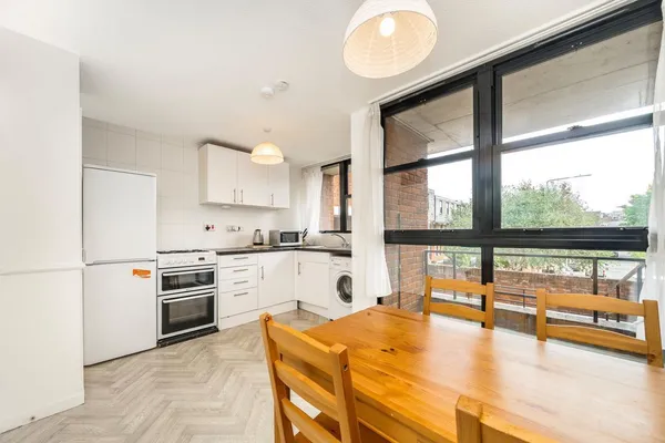 Tachbrook Street, London, SW1V photo 1