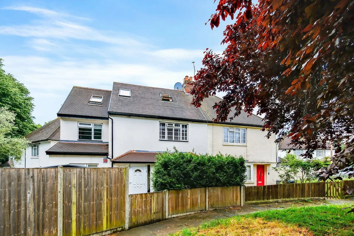 Birchen Close, London, NW9