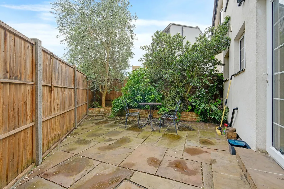 Birchen Close, London, NW9