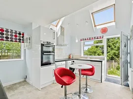 Malthouse Close, Blunsdon, Swindon thumb 2
