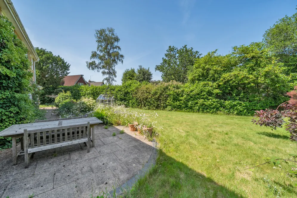 The Square, Rowledge, Farnham, GU10 photo 8