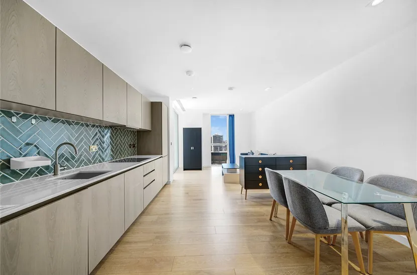 City Road, EC1V