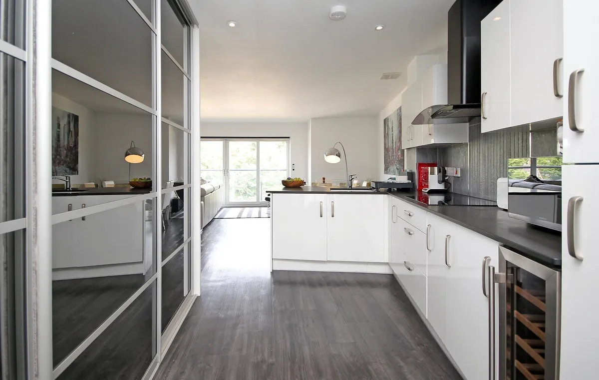 Y Felinheli, Gwynedd, LL56