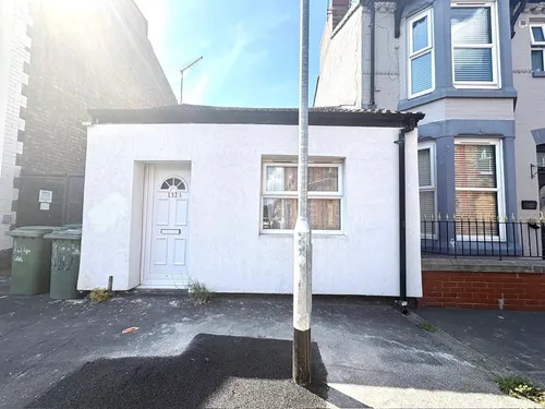Craven Street, BIRKENHEADphoto