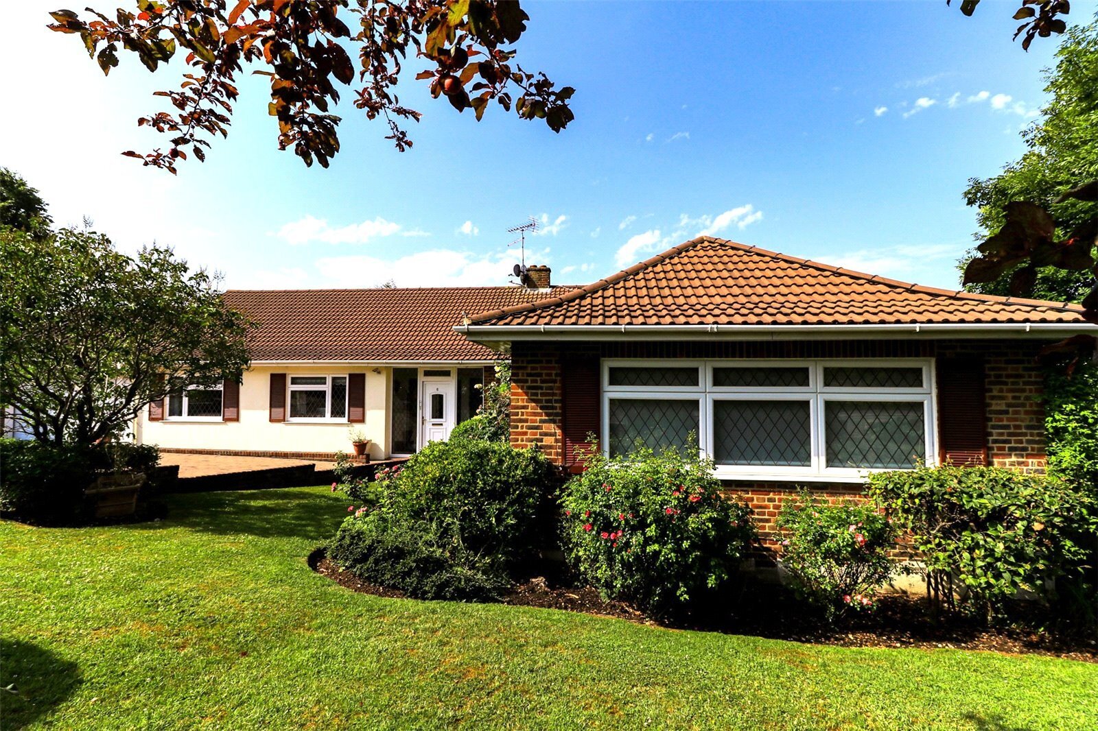 Ridgemount Gardens, Enfield, Middlesex, EN2 Image 1