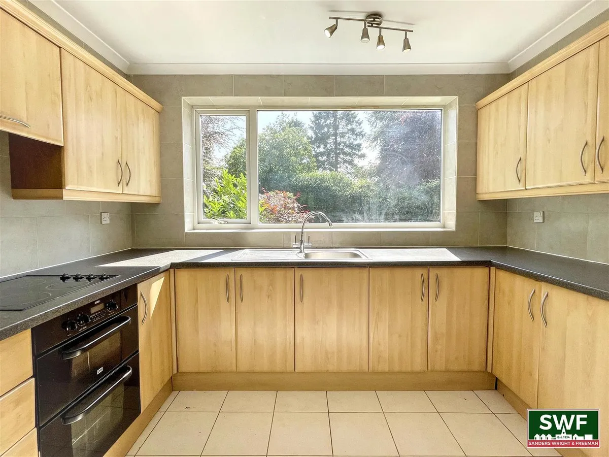 Whitehouse Avenue, Finchfield, Wolverhampton
