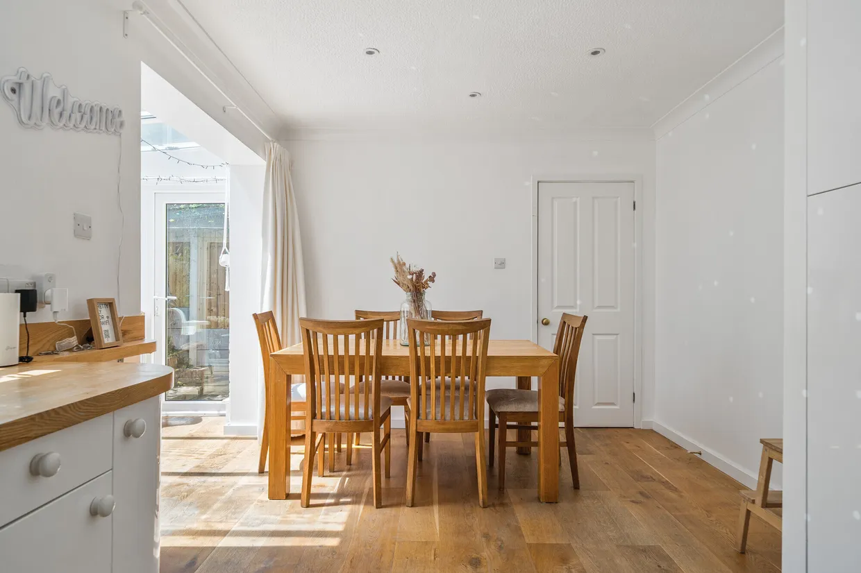Wychwood Rise, Great Missenden, HP16 photo 7