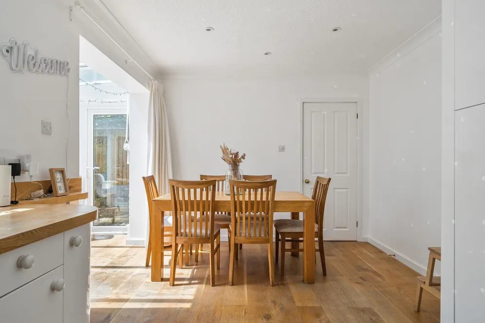 Wychwood Rise, Great Missenden, HP16 photo 7