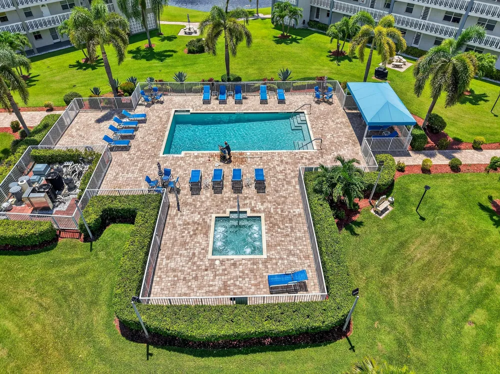9880 Marina Blvd, Boca Raton, FL 33428
