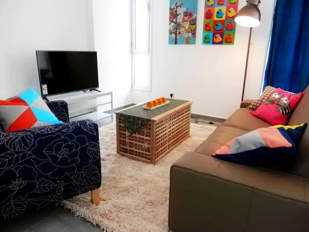 2 B/R Apartment : Limassol, Neapolis