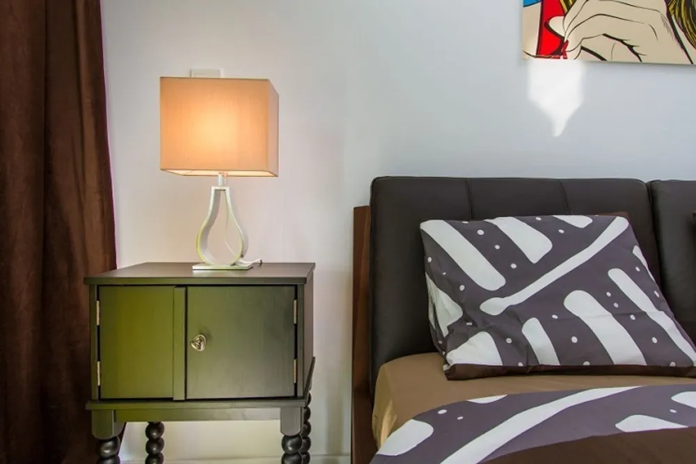 2 B/R Top Floor Apartment Apartment : Limassol, Neapolis