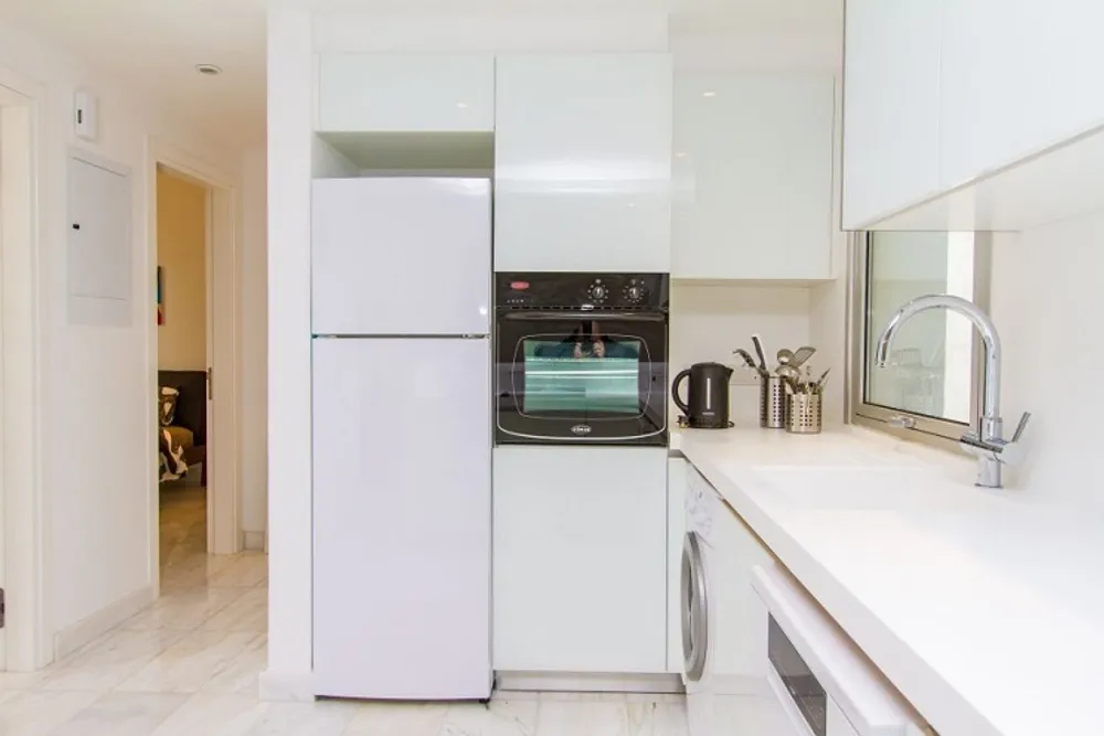 2 B/R Top Floor Apartment Apartment : Limassol, Neapolis
