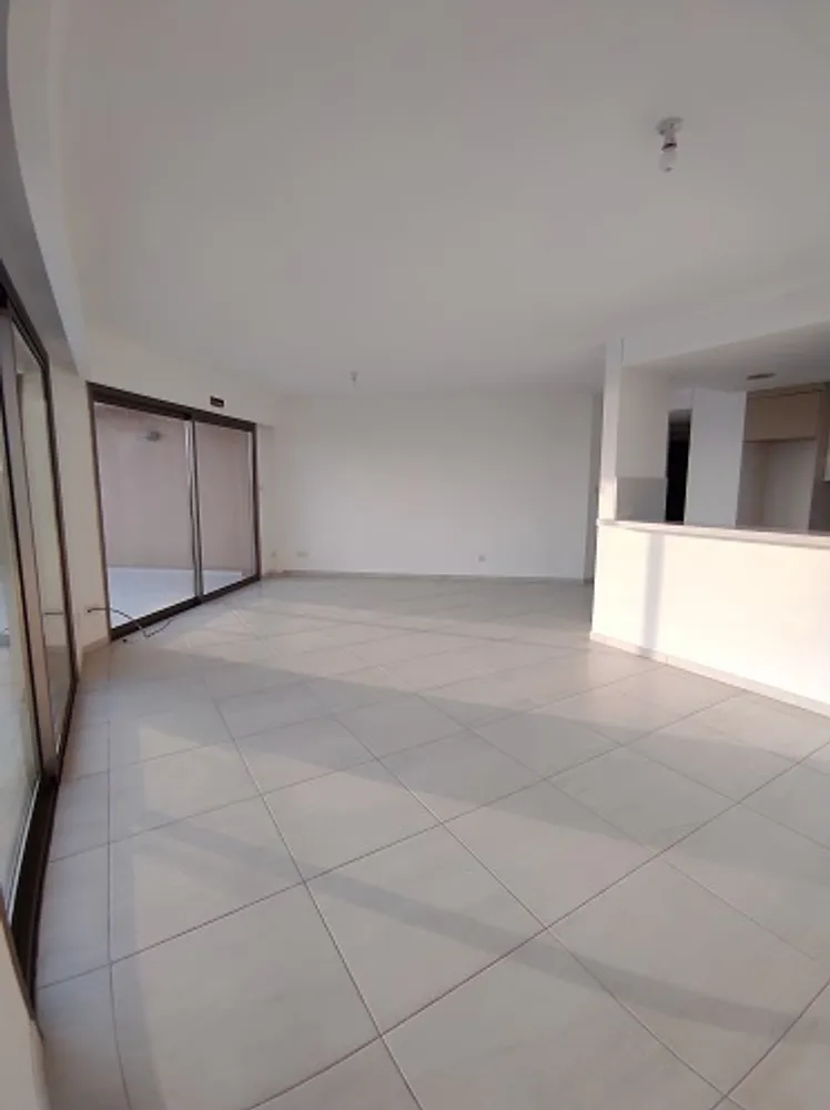 3 Bedroom Apartment with sea views : Kato Paphos, Kato Paphos