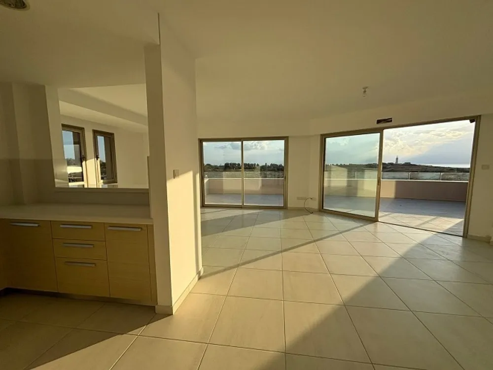 3 Bedroom Apartment with sea views : Kato Paphos, Kato Paphos