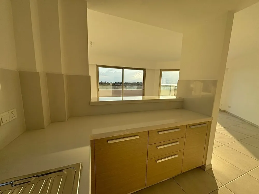 3 Bedroom Apartment with sea views : Kato Paphos, Kato Paphos