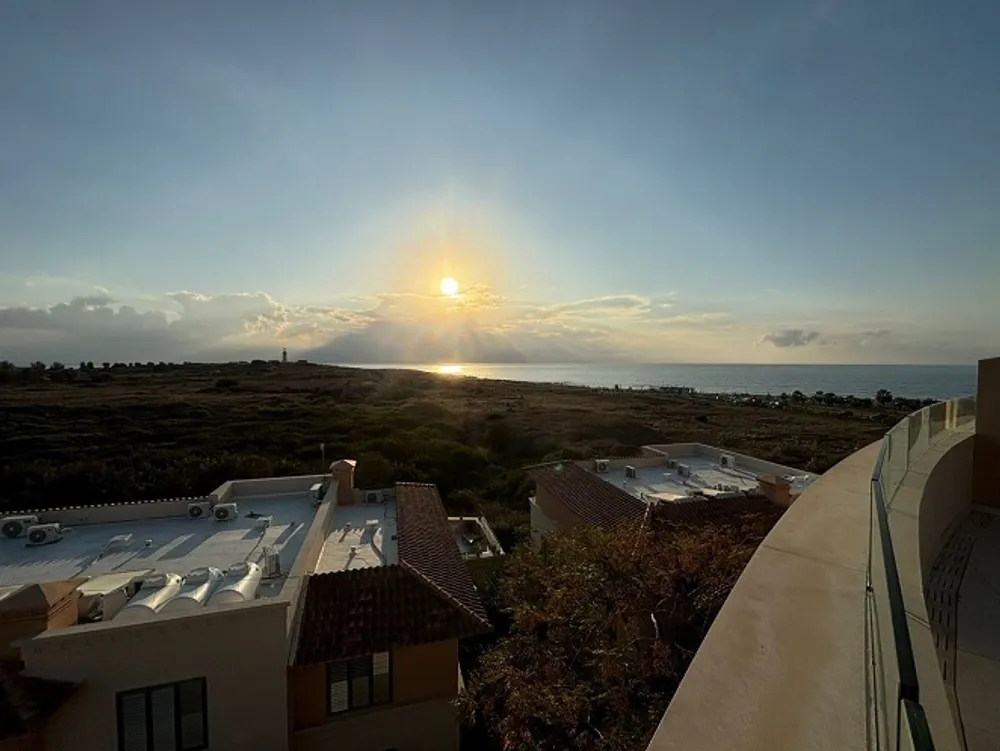 3 Bedroom Apartment with sea views : Kato Paphos, Kato Paphos