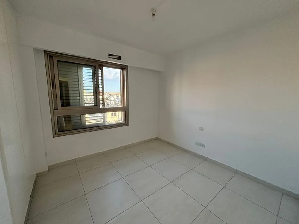 3 Bedroom Apartment with sea views : Kato Paphos, Kato Paphos