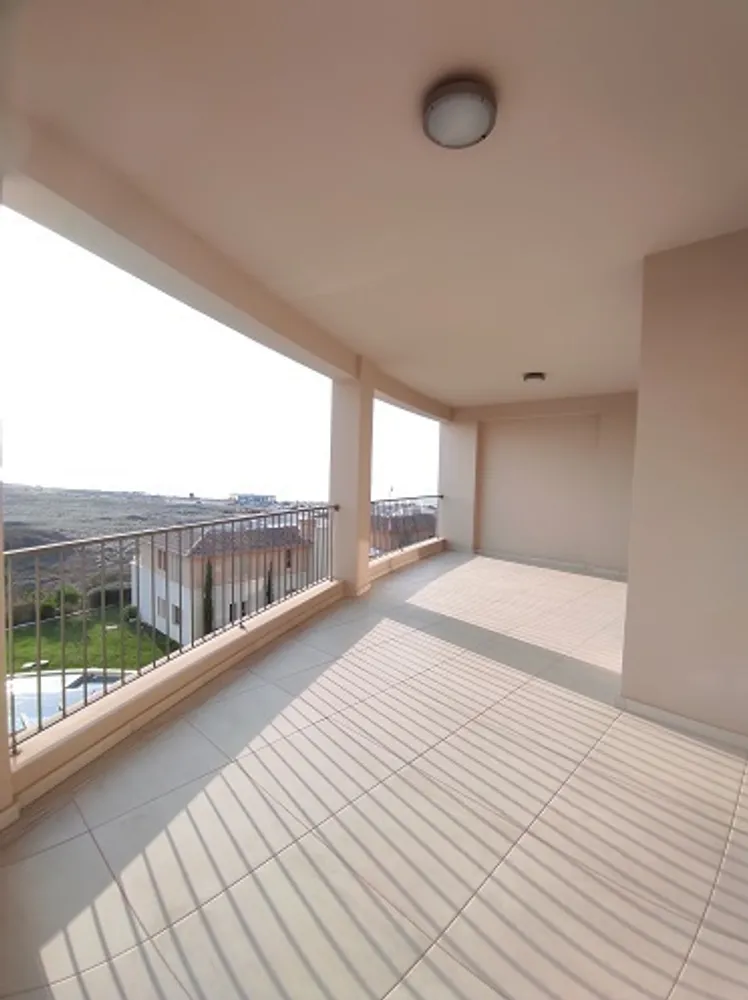 3 Bedroom Apartment with Sea Views : Kato Paphos, Kato Paphos
