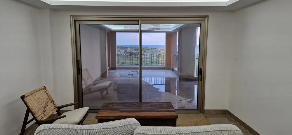 3 Bedroom Apartment with Sea Views : Kato Paphos, Kato Paphos