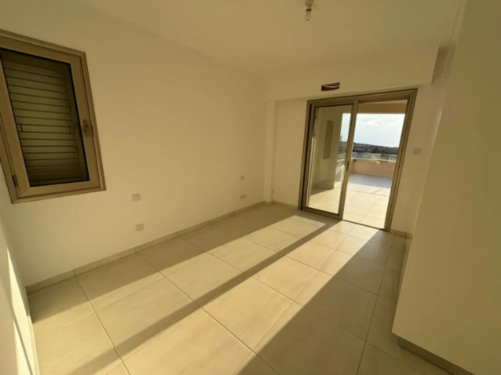 3 Bedroom Apartment with sea views : Kato Paphos, Kato Paphos