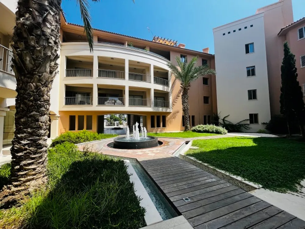 3 Bedroom Apartment with sea views : Kato Paphos, Kato Paphos