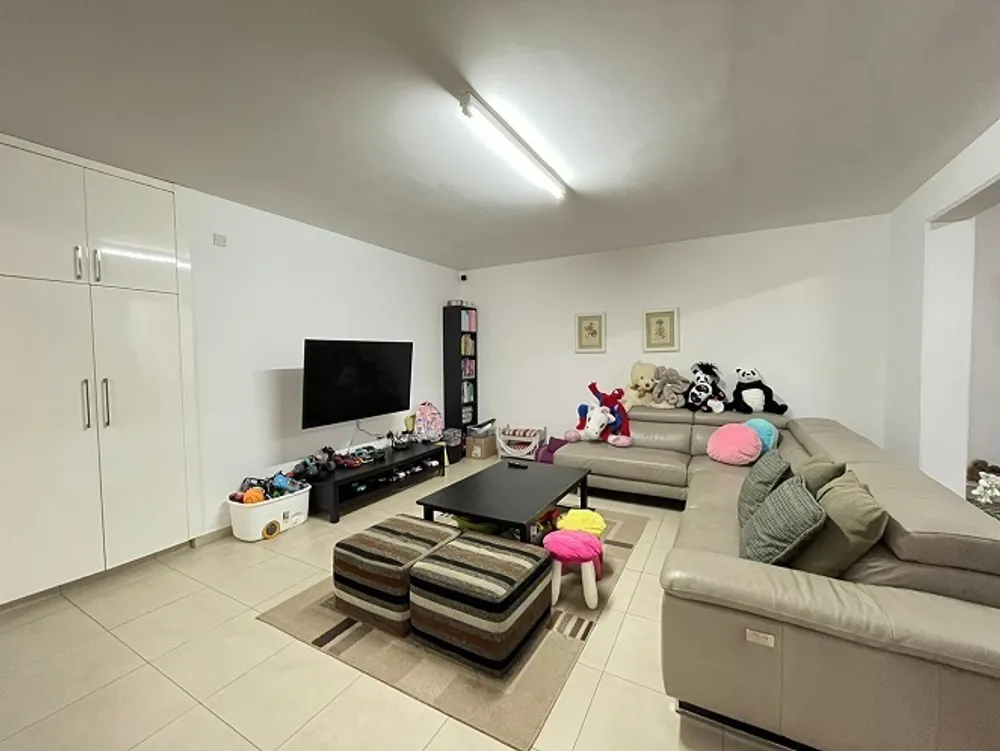 5 Bedroom Luxury Villa : Anavargos, Paphos, Anavargos