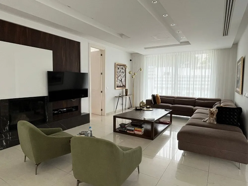 5 Bedroom Luxury Villa : Anavargos, Paphos, Anavargos