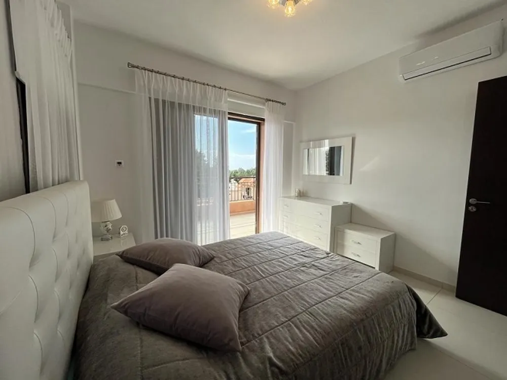 3 Bedroom Apartment : Universal, Pafos, Kato Paphos