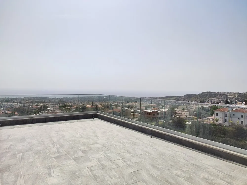 4 Bedroom Villa with panoramic sea and town views : Peyia, Peyia