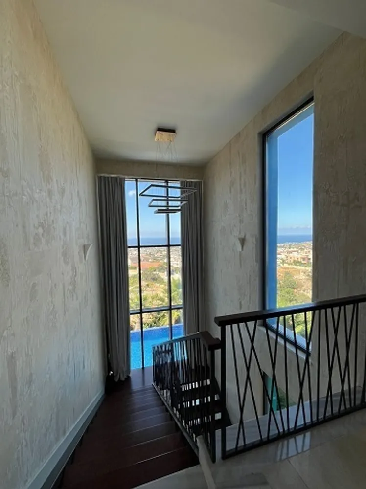 4 Bedroom Villa with panoramic sea and town views : Peyia, Peyia