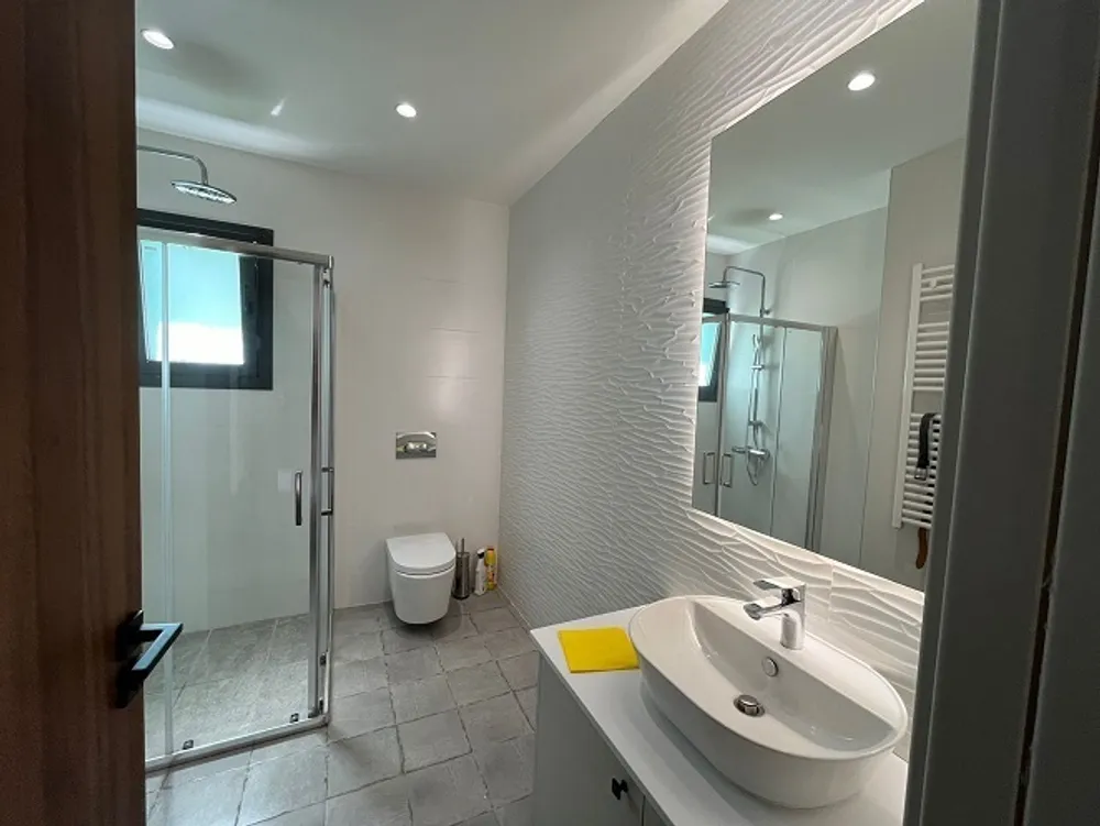 4 Bedroom Villa with panoramic sea and town views : Peyia, Peyia