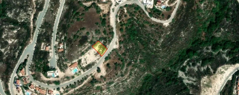 Residential plot with sea views : Tsada, Paphos
