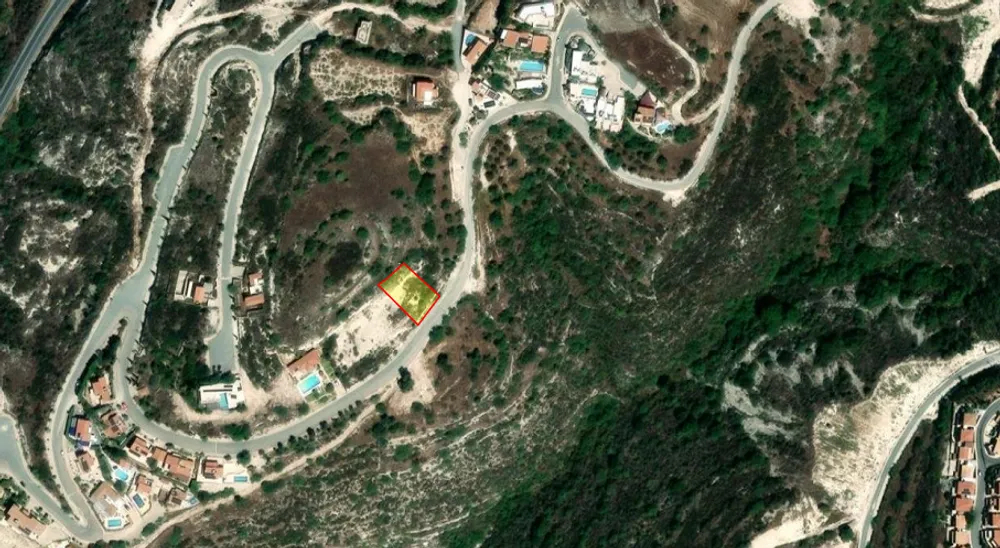 Residential plot with sea views : Tsada, Paphos
