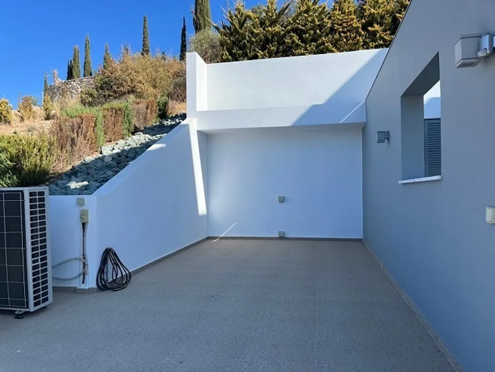 7 Bedrooms, 9 bathrooms Luxury Villa : Peyia, Paphos area, Peyia