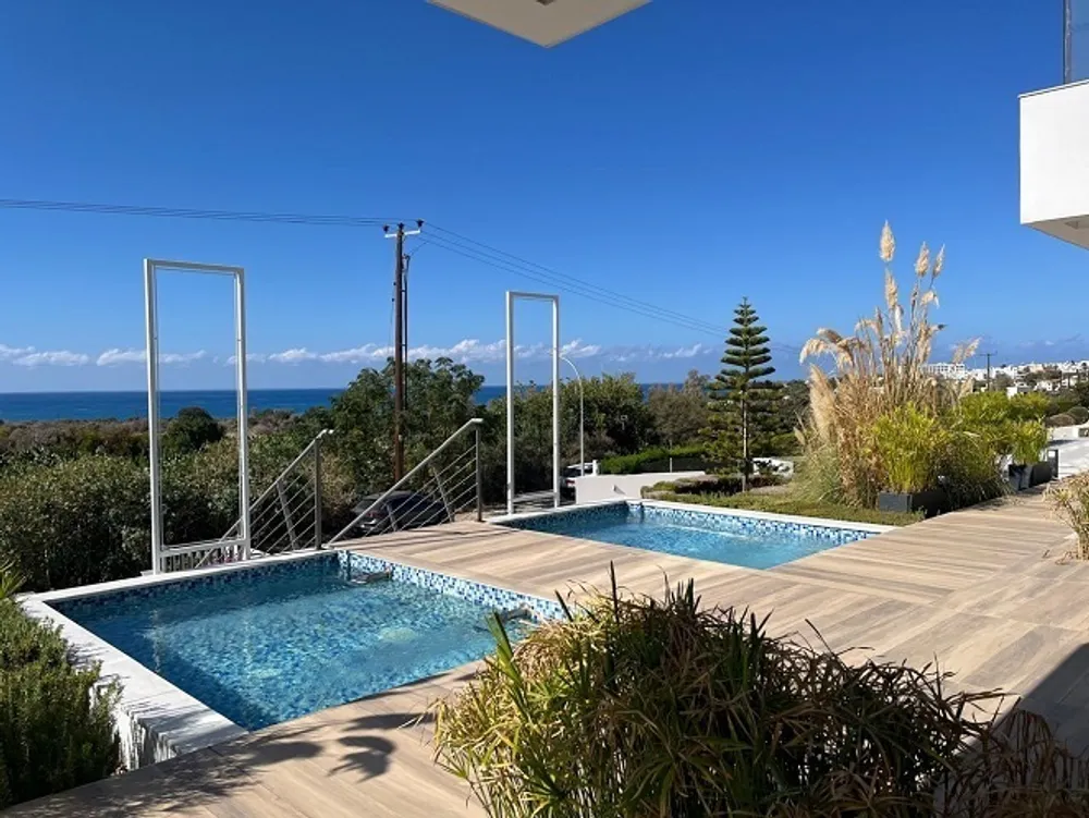 7 Bedrooms, 9 bathrooms Luxury Villa : Peyia, Paphos area, Peyia