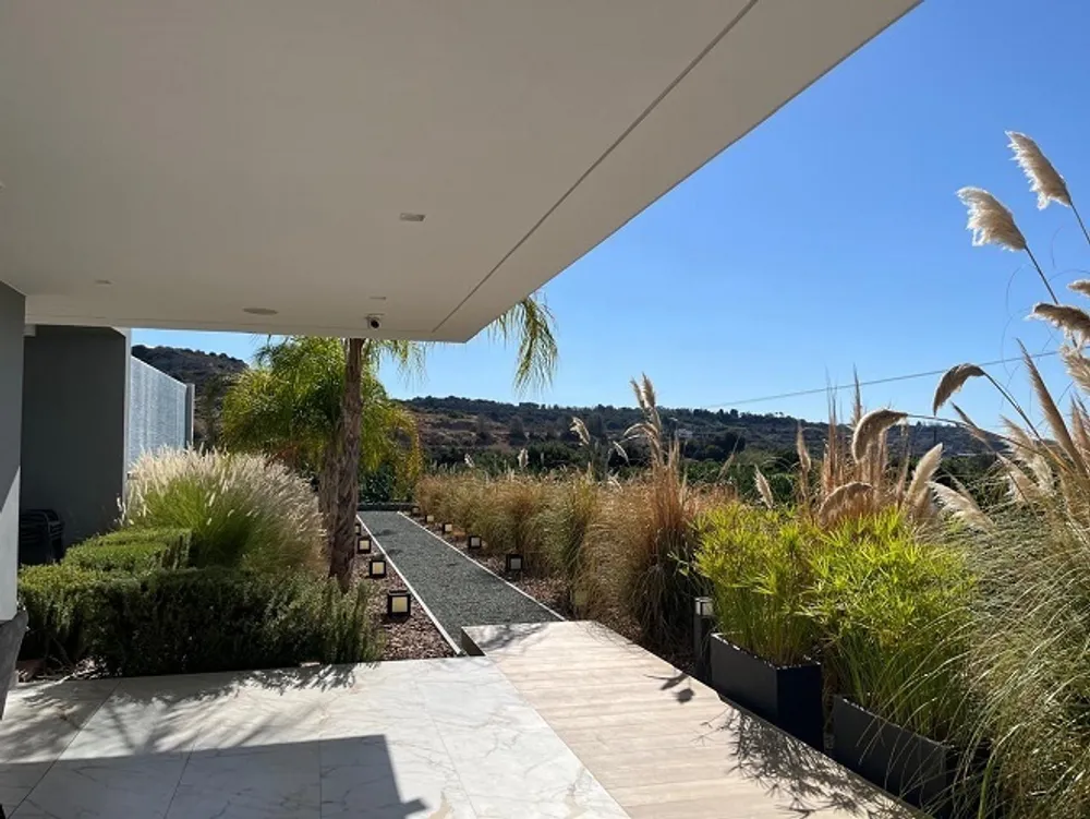 7 Bedrooms, 9 bathrooms Luxury Villa : Peyia, Paphos area, Peyia