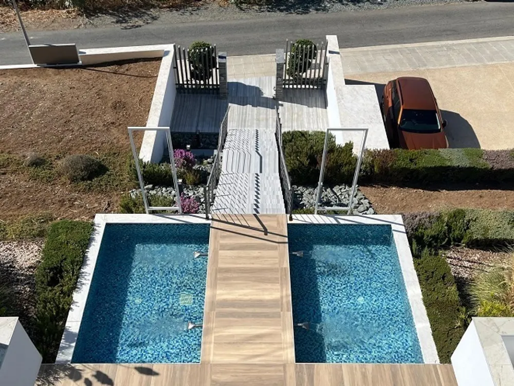7 Bedrooms, 9 bathrooms Luxury Villa : Peyia, Paphos area, Peyia