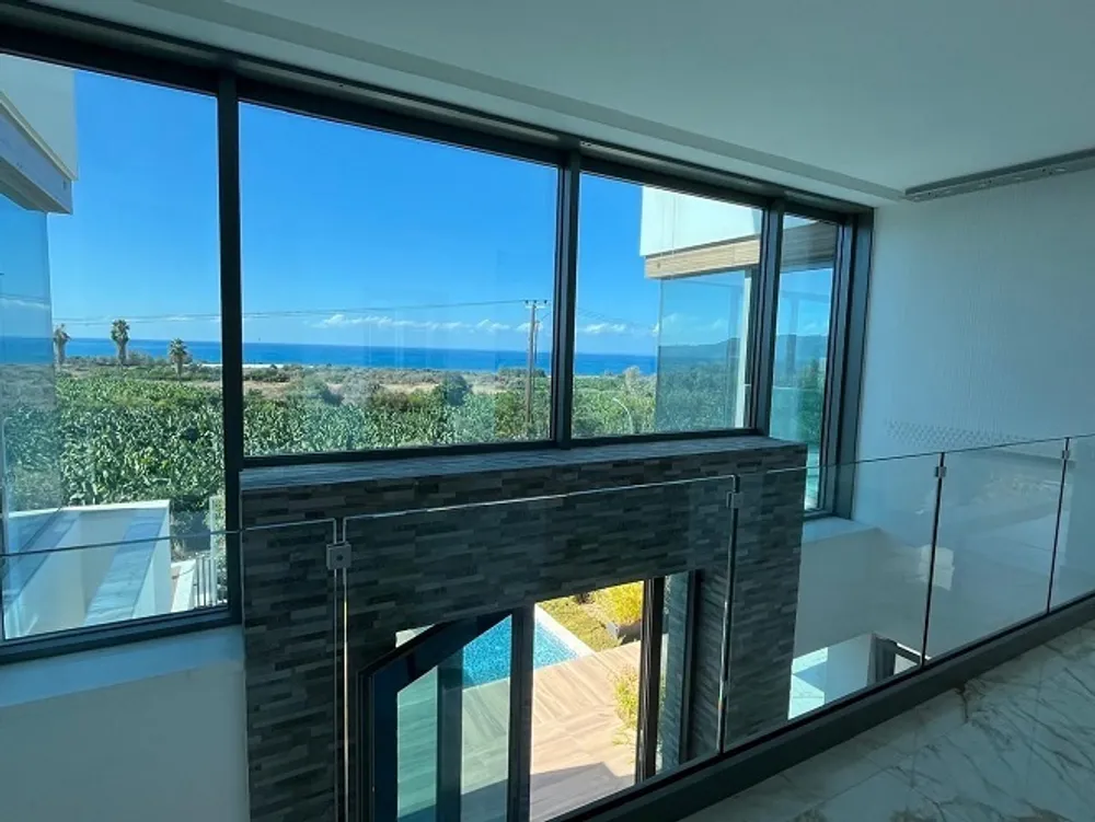 7 Bedrooms, 9 bathrooms Luxury Villa : Peyia, Paphos area, Peyia