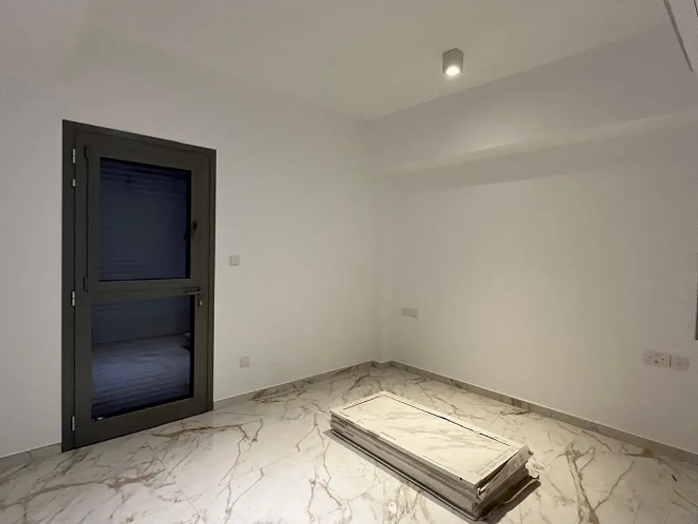 7 Bedrooms, 9 bathrooms Luxury Villa : Peyia, Paphos area, Peyia